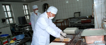 留隍云片糕，一片糕中承载客家“步步高升”的祝福