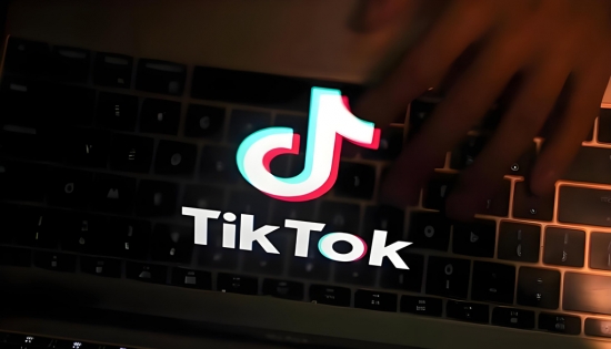 闲话TikTok：从闽语"辶日迌"走出的国际符号