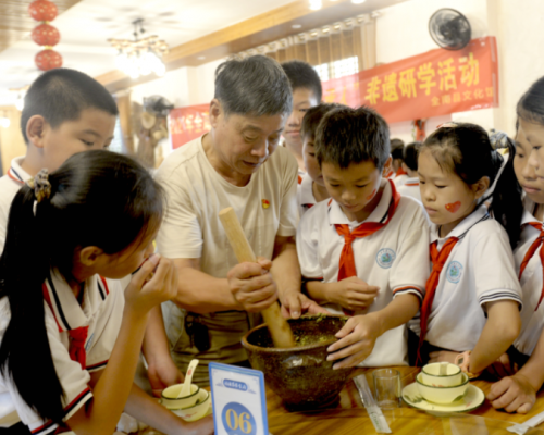 全南客家非遗美食出圈，烟火滋味藏千年客家情