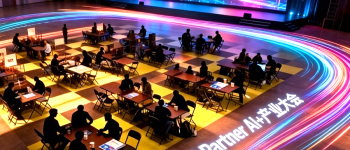 拆掉AI与产业的那堵墙：36氪搭建前线作战室​