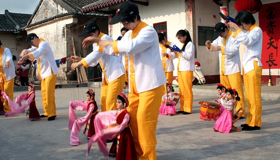 五华提线木偶戏，六百载悬丝演绎客家风华