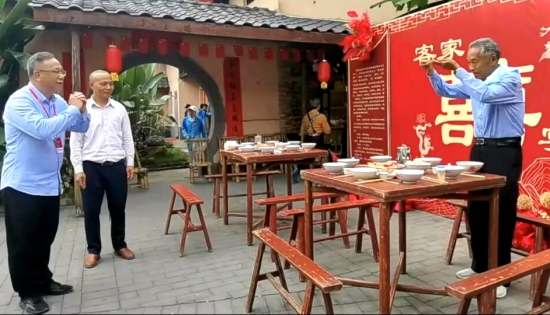 客家八仙桌暗藏千年礼俗，这些规矩你都知道吗？