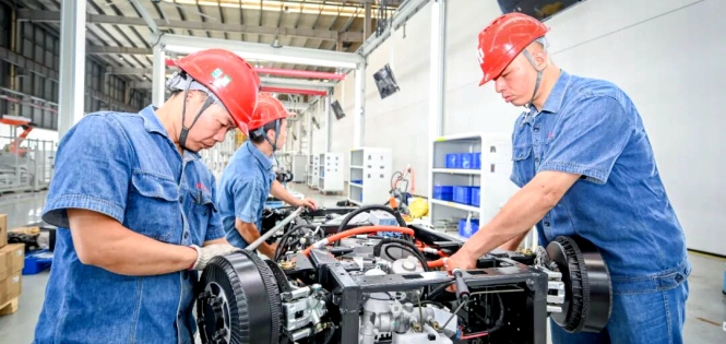 闽西智造破浪前行，龙岩机械装备产业再攀新高