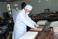 留隍云片糕，一片糕中承载客家“步步高升”的祝福