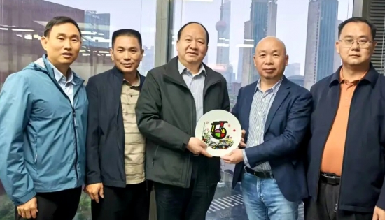 沪梅客商再聚首！世界客商大会秘书处回访上海客联会