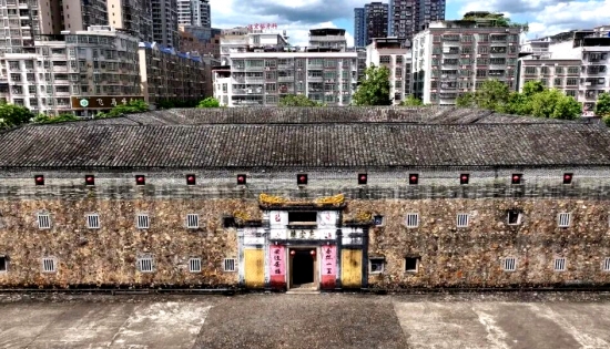 梅州泰安楼：两百载客家石楼，绽现新时代文旅光彩