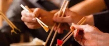 客家人「夹菜」习俗：一筷菜里藏着的千年孝道