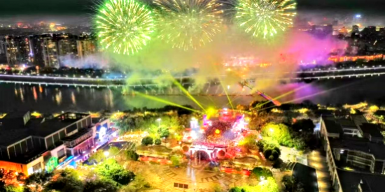 非遗火龙+烟花盛宴！梅州小年启动"过大年"狂欢