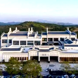 全国首个客家四合院主题服务区惊艳亮相！潮惠高速陆河服务区成文化新地标 ...