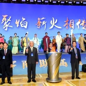 总书记视察后 第七届世界客商大会签约1900亿