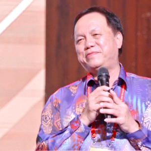 张润安：客家基因铸传奇，世客会掌舵人耀海外