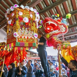 兴宁上灯：八百年客家民俗，“灯” 耀人丁兴旺