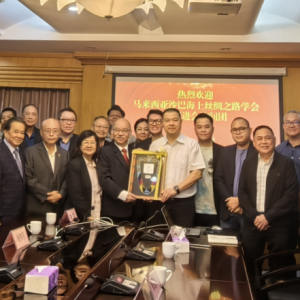 客家骄子杨德利：从中原到南洋的文化使者