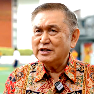 甘做“傻瓜”逆袭！徐晋鸿印尼办校架设文化桥