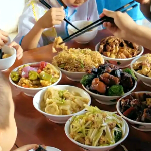 客家九大碗：藏在宴席里的团圆密码与待客之道