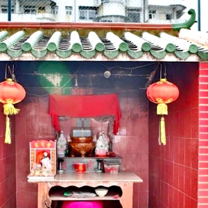 梅州攀桂坊 “七卒伯公”：客家独有的七位土地神信仰