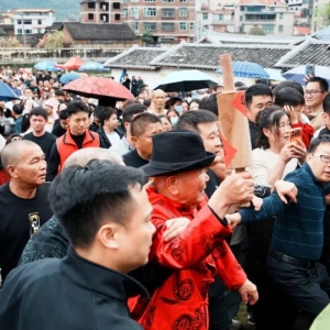 “打新婚”热闹开场！永定客家乡愁点亮乡村会客厅
