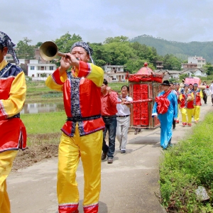 于都唢呐“公婆吹”，一高一低奏响客家千年乡音