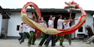 全南谭坊举人龙，康熙年间为庆贺中举而创的家族式舞龙