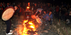 安远欣山过火炼，赤脚走火海的客家百年祈福绝技