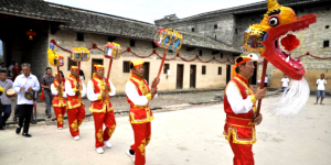 安远瑞龙，五节分立舞出客家祥瑞