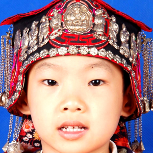 定南客家吉祥童帽制作技艺，一针一线绣出客家母亲的祝福