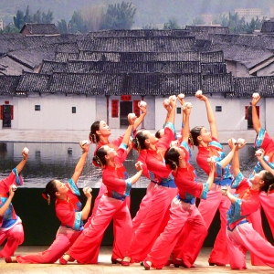 杯花舞，兴宁客家非遗奇珍，百年杯声唱响神州