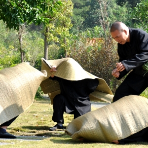 席狮舞，梅州独有的诙谐“香花狮”