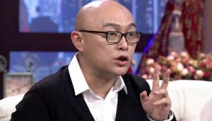 孟非谈感情真相：经营自己胜过经营关系