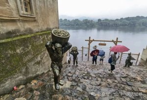 客家水客的水路与心路：大埔侨乡的隐形信使